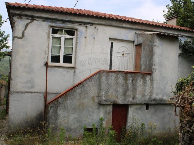 Moradia T2 à venda em Lamego