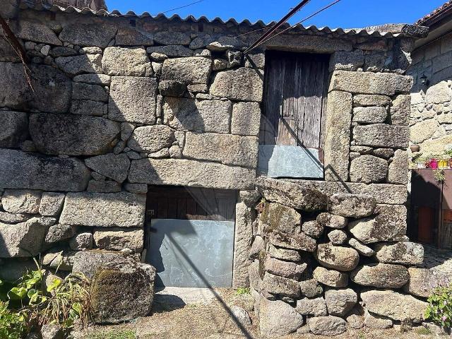 Moradia T2 à venda em Lindoso, Ponte da Barca RE/MAX Portugal