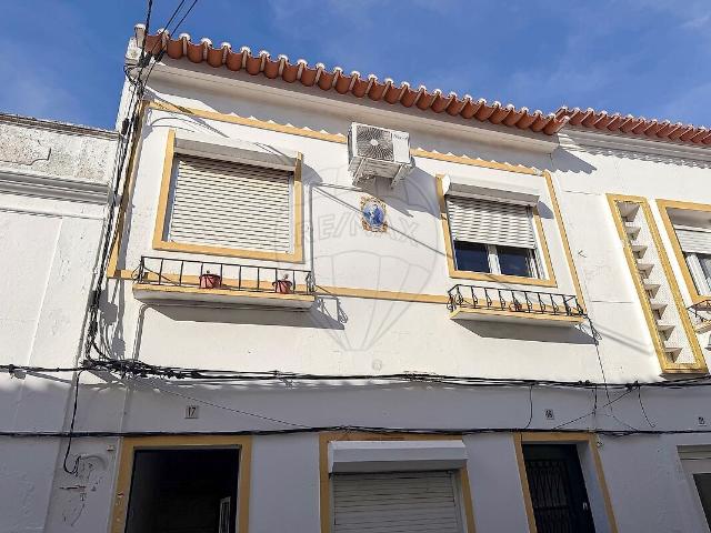Moradia T2 à venda em Moura Santo Agostinho e São João Baptista e Santo Amador, Moura RE/MAX Portugal