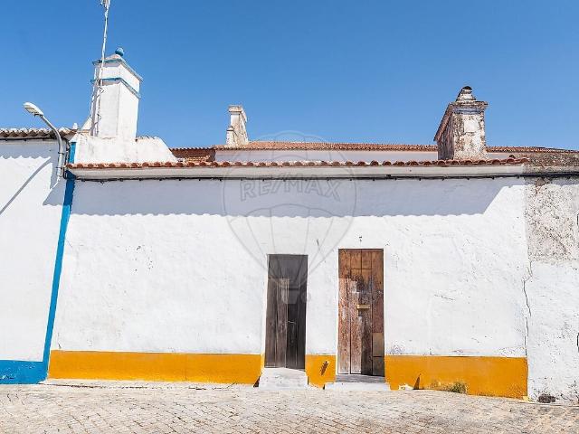 Moradia T2 à venda em Monforte, Monforte RE/MAX Portugal