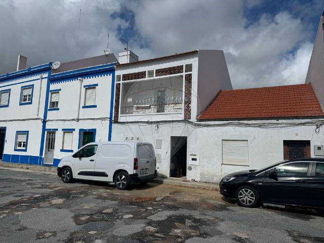 Moradia T2 à venda em Montemor o Novo