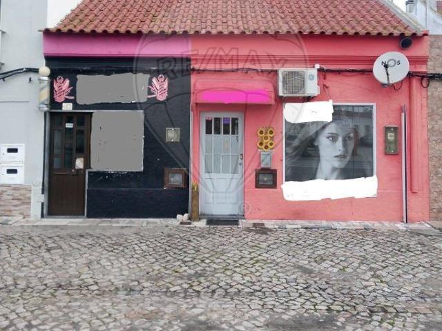Moradia T2 à venda em Pegões, Montijo RE/MAX Portugal