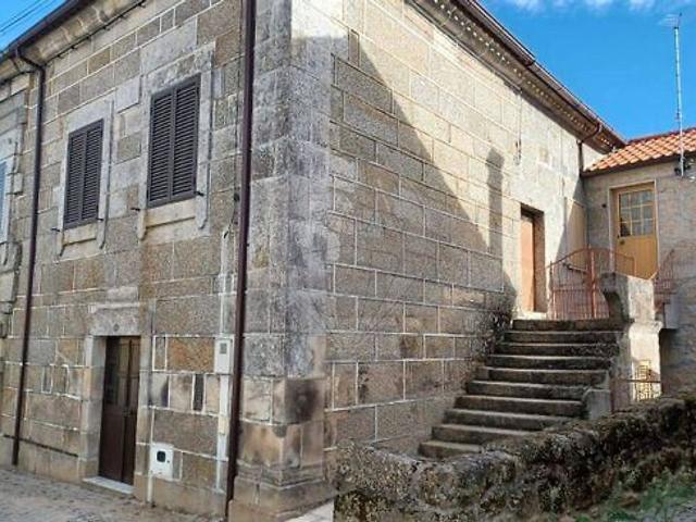 Moradia T2 à venda em Maçaínhas, Belmonte RE/MAX Portugal