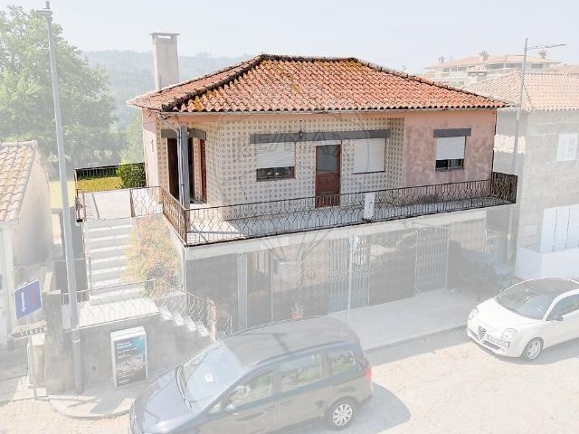 Moradia T2 à venda em Souselo, Cinfães RE/MAX Portugal
