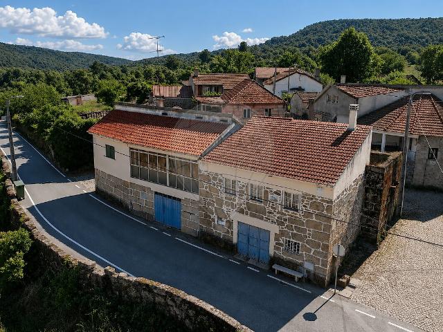 Moradia T2 à venda em Souto de Aguiar da Beira e Valverde, Aguiar da Beira RE/MAX Portugal