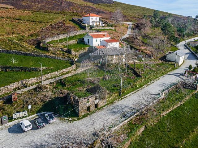 Moradia T2 à venda em Sobrado