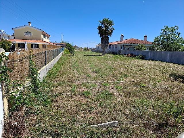 Moradia T2 à venda em Salvaterra de Magos e Foros de Salvaterra, Salvaterra de Magos RE/MAX Portugal