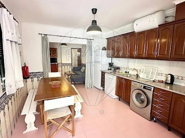 Moradia T2 à venda em Salvaterra de Magos e Foros de Salvaterra, Salvaterra de Magos RE/MAX Portugal