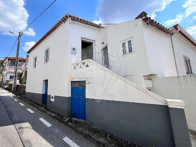 Moradia T2 à venda em Salvador, Penamacor RE/MAX Portugal