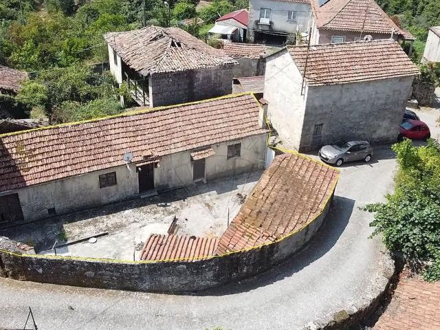 Moradia T2 à venda em Santa Cruz da Trapa e São Cristóvão de Lafões, São Pedro do Sul RE/MAX Portugal