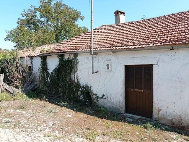 Moradia T2 à venda em Santiago da Guarda, Ansião RE/MAX Portugal