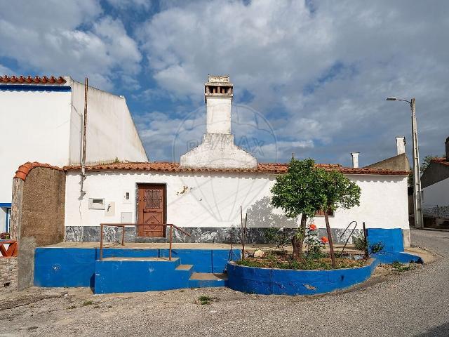 Moradia T2 à venda em Santiago Maior, Alandroal RE/MAX Portugal