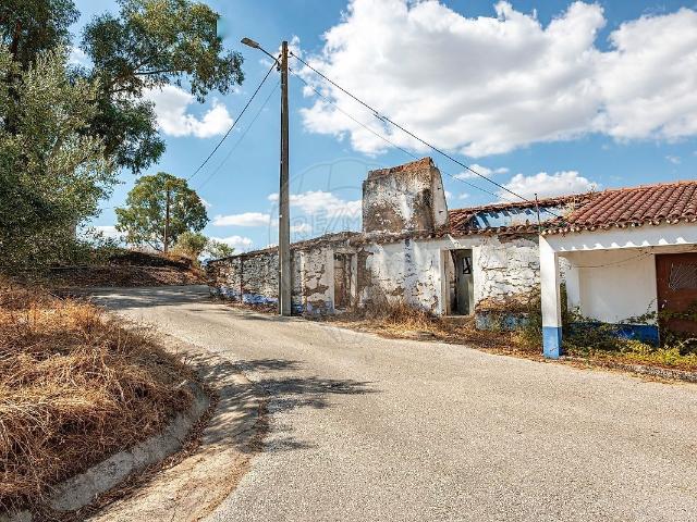 Moradia T2 à venda em Santiago Maior, Alandroal RE/MAX Portugal