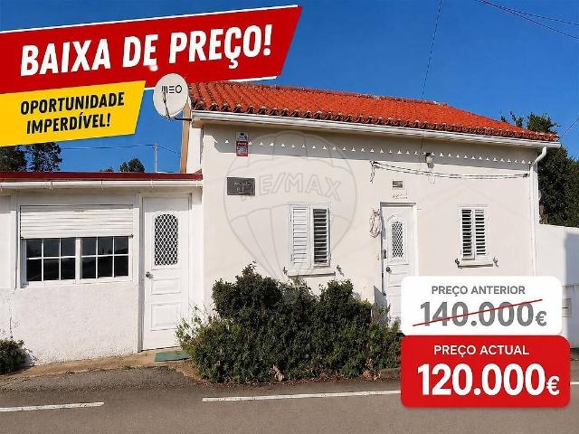 Moradia T2 à venda em Sarzedas, Castelo Branco RE/MAX Portugal