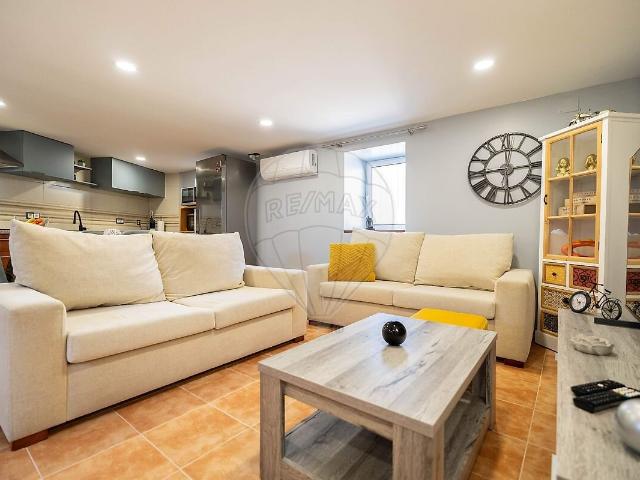 Moradia T2 à venda em Poiares Santo André, Vila Nova de Poiares RE/MAX Portugal