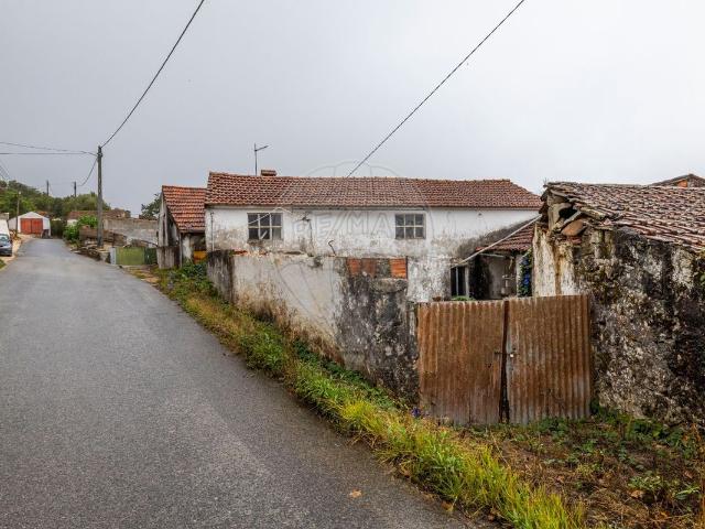 Moradia T2 à venda em Porto de Mós