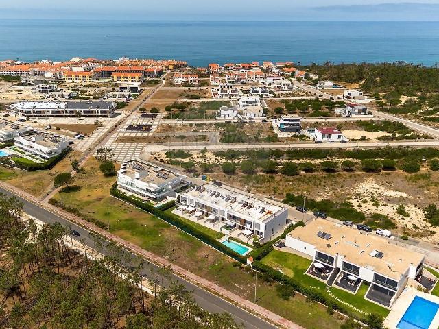 Moradia T2 à venda em Pataias e Martingança, Alcobaça RE/MAX Portugal