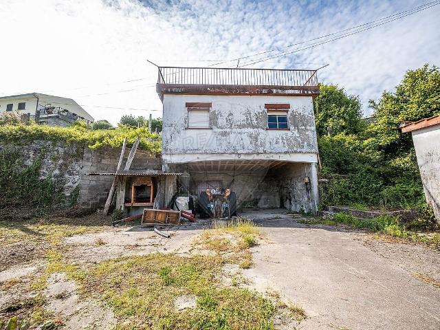 Moradia T2 à venda em Padreiro Salvador e Santa Cristina, Arcos de Valdevez RE/MAX Portugal