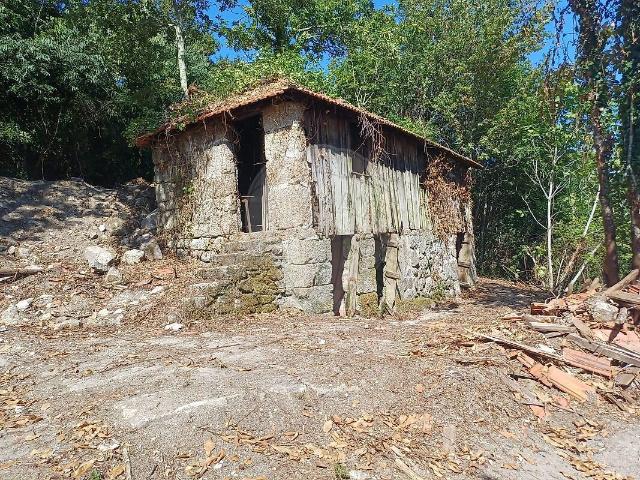 Moradia T2 à venda em Paredes de Viadores e Manhuncelos, Marco de Canaveses RE/MAX Portugal
