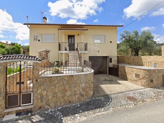 Moradia T2 à venda em Pelariga, Pombal RE/MAX Portugal