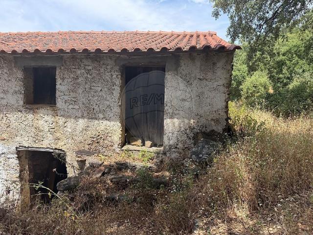 Moradia T2 à venda em Reguengo e São Julião, Portalegre RE/MAX Portugal