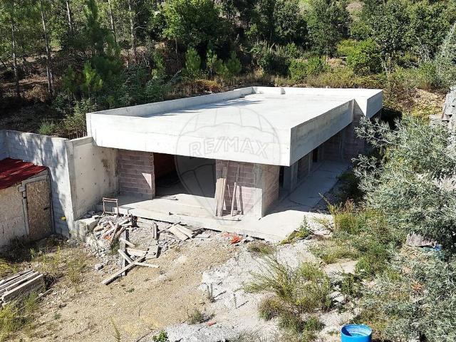 Moradia T2 à venda em Rio Mau, Penafiel RE/MAX Portugal