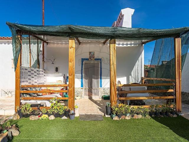 Moradia T2 à venda em Rio de Moinhos, Borba RE/MAX Portugal