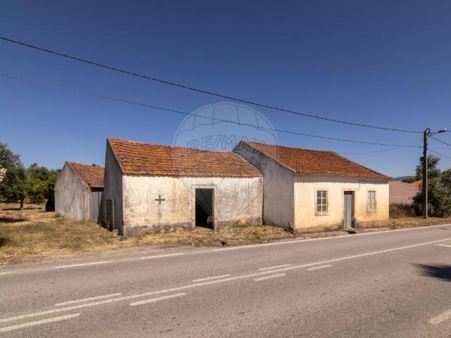 Moradia T2 à venda em Torres Novas