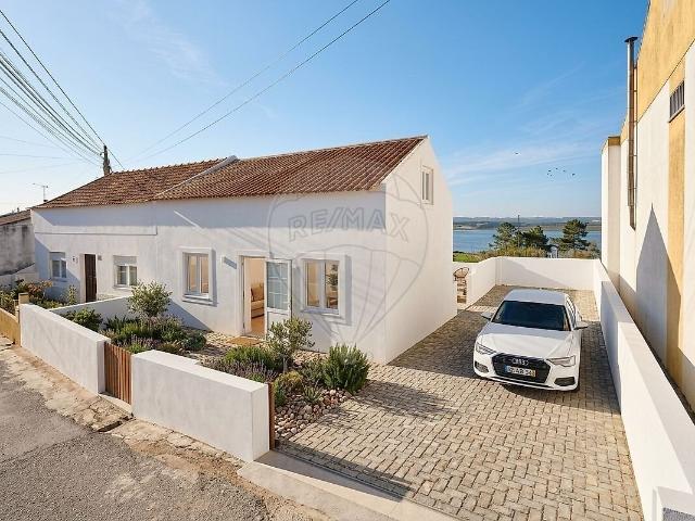 Moradia T2 à venda em Vila Verde, Figueira da Foz RE/MAX Portugal