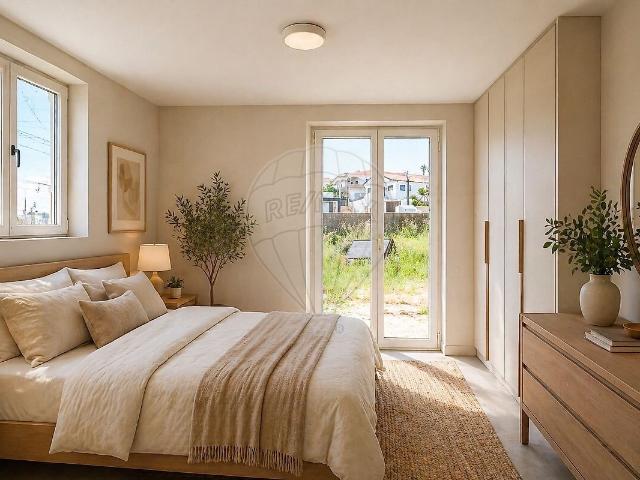 Moradia T2 à venda em Vila de Cucujães, Oliveira de Azeméis RE/MAX Portugal