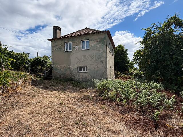 Moradia T2 à venda em Vila Maior, São Pedro do Sul RE/MAX Portugal