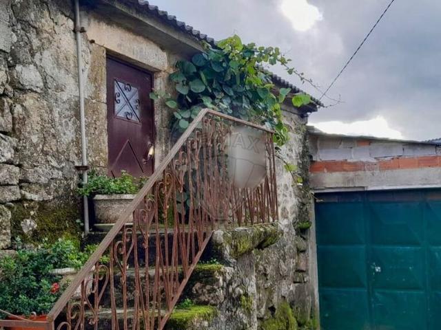 Moradia T2 à venda em Vila Nova de Paiva