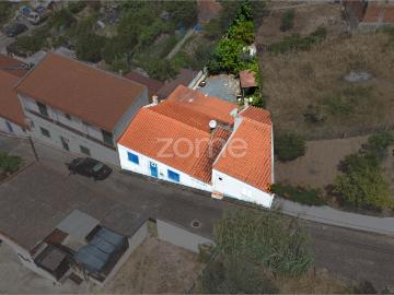 Moradia T2 + Anexo T1 com Quintal em Odivelas, Ferreira do Alentejo