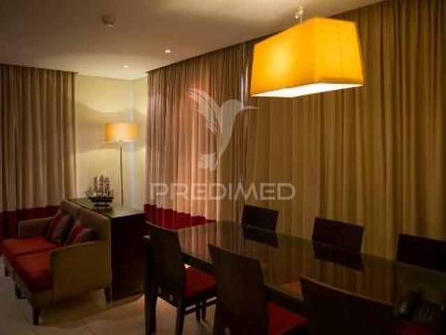 Moradia t2 c/vista mar em condominio com piscina