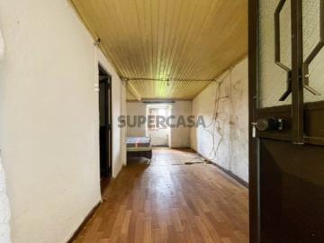 MORADIA T2 C/ ANEXOS