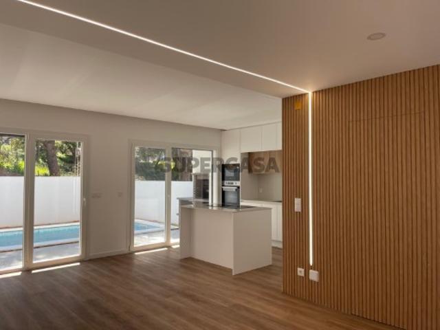MORADIA T2 C/ PISCINA FERNÃO FERRO