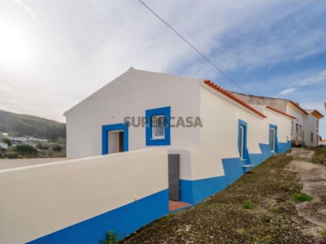 Moradia T2 Cadriceira Turcifal