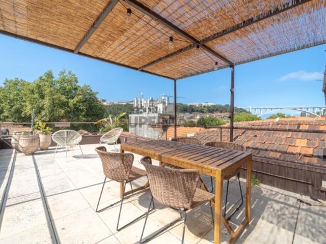 Moradia T2 com terraço e vista de rio, Massarelos, Porto