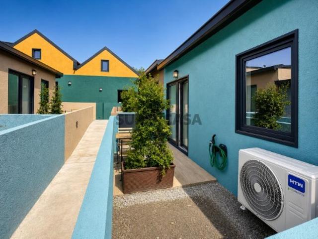 Moradia T2 com Terraço em condomínio fechado São Mamede de Infesta