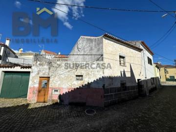 Moradia T2 com terraço para venda em Escalos de Cima!