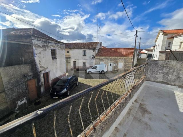 Moradia T2 com terraço