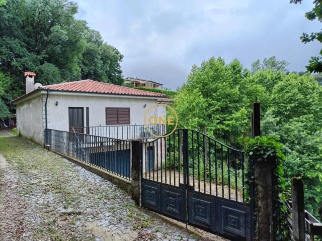 Moradia T2 com Vista Deslumbrante em Moimenta – Terras de Bouro