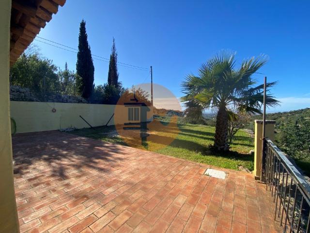 Moradia T2 com amplo Terreno em Estoi Faro 95m² Conceição e Estói
