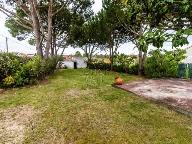 Moradia T2 com Jardim em Almoster, Santarém