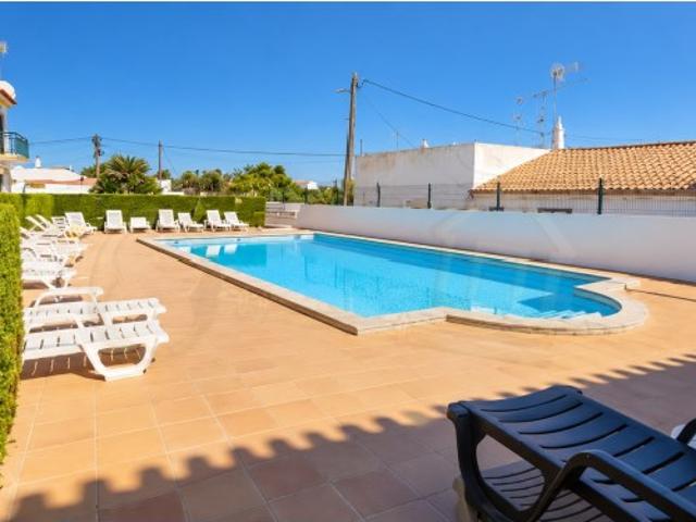 Moradia T2 com piscina e box | Vila Nova de Cacela