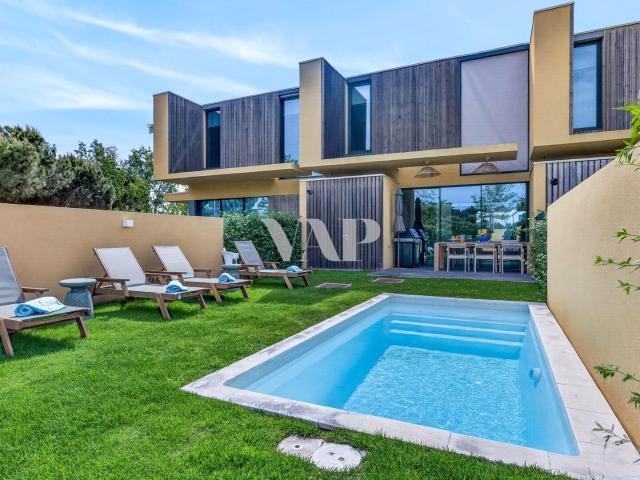Moradia T2 com Piscina Privada em Condomínio de Luxo no Cent. 206m² Vilamoura