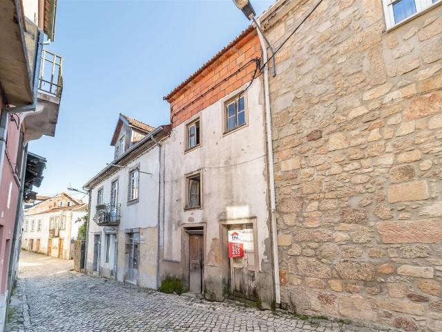 Moradia T2 / Covilhã, Ferro