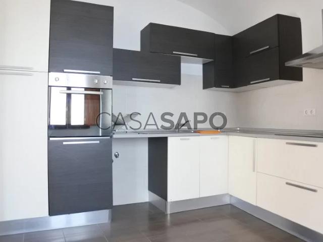 Moradia T2 Duplex para alugar em Évora