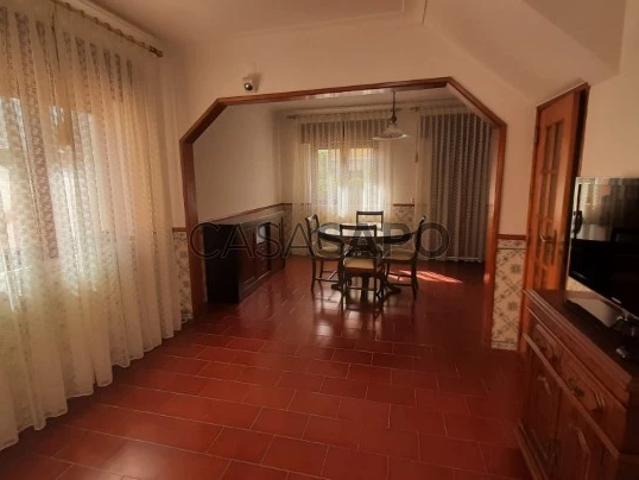 Moradia T2+1 Duplex para alugar em Setúbal