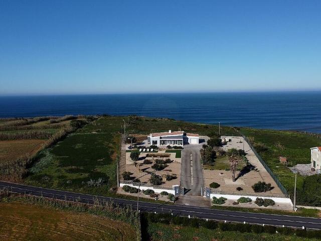 Moradia T2 de luxo à venda em Encarnação, Mafra RE/MAX Portugal